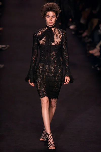 Look 33